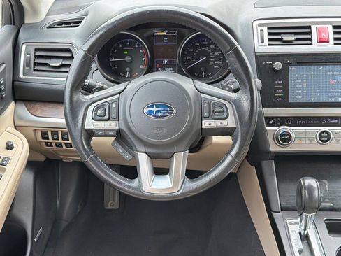Used 2017 Subaru Outback 2.5i Limited AWD/4WD image 13