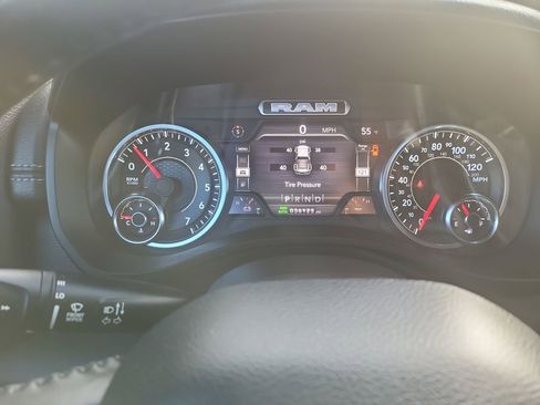 Used 2022 RAM 1500 Laramie image 13