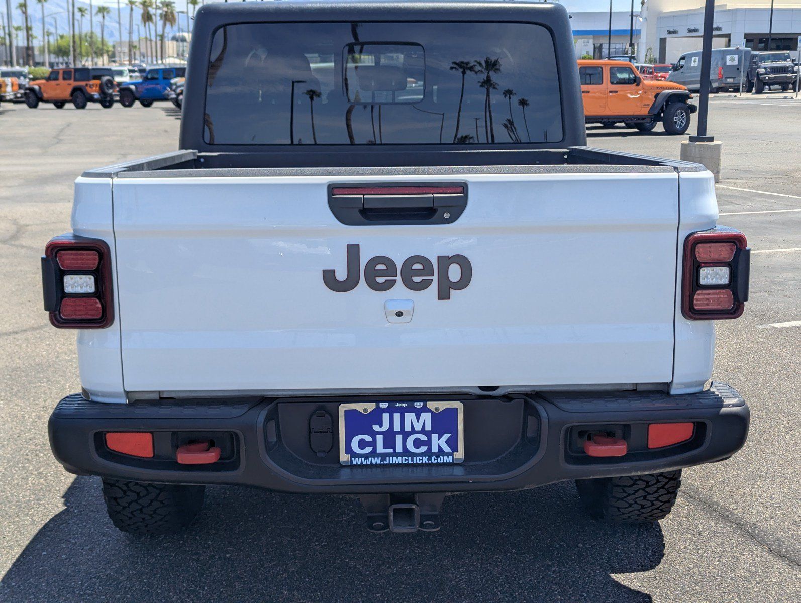 Used 2022 Jeep Gladiator Rubicon w/ LED Lighting Group AWD/4WD image 3