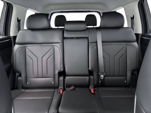 New 2026 Hyundai Santa Fe SEL FWD image 16