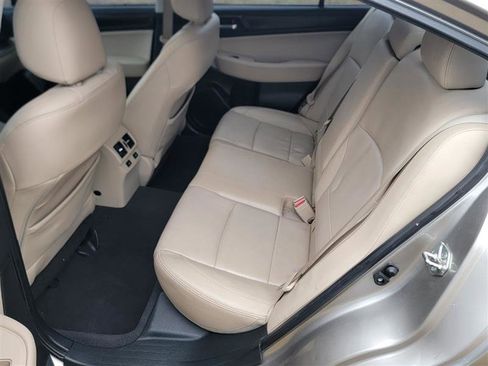 Used 2015 Subaru Legacy 2.5i Limited image 19