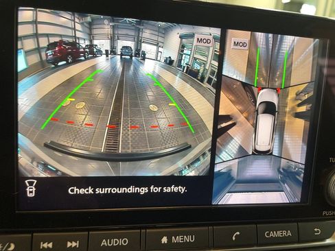 Used 2021 Nissan Rogue SL image 5