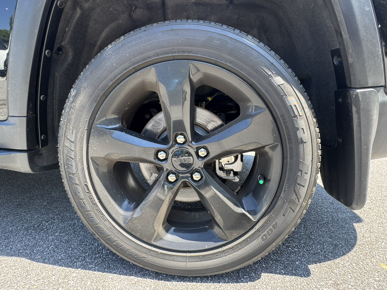 Certified 2025 Jeep Grand Cherokee Altitude AWD/4WD image 22
