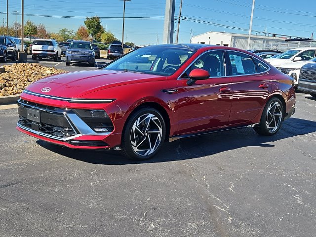 Certified 2024 Hyundai Sonata SEL w/ Convenience Package FWD image 2