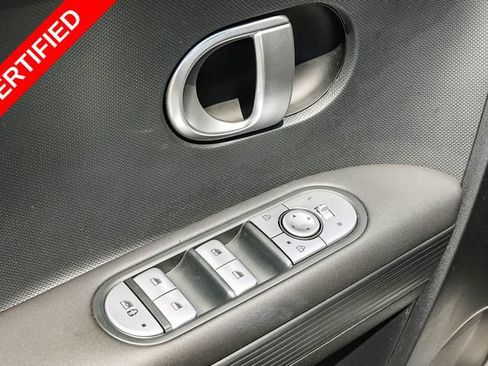 Certified 2024 Hyundai Ioniq 5 SE RWD image 22