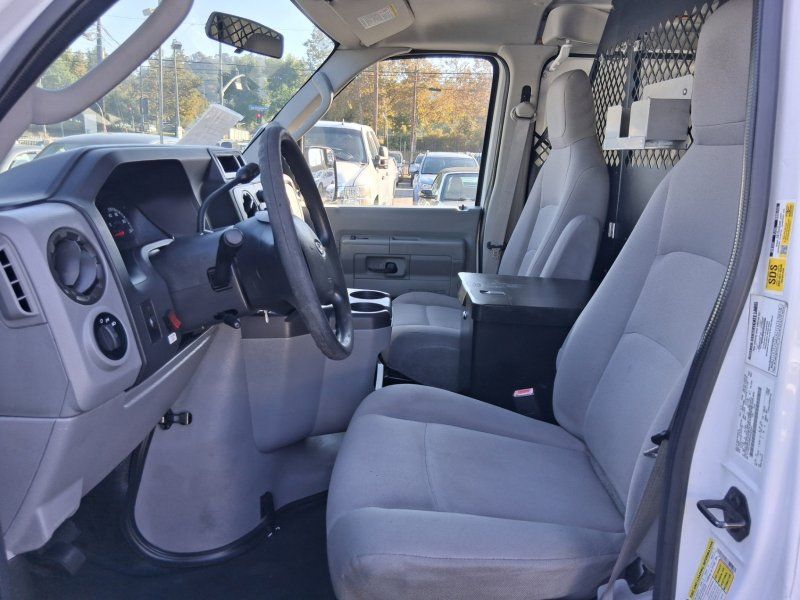 Used 2013 Ford E-150 and Econoline 150 w/ PWR Group RWD image 9