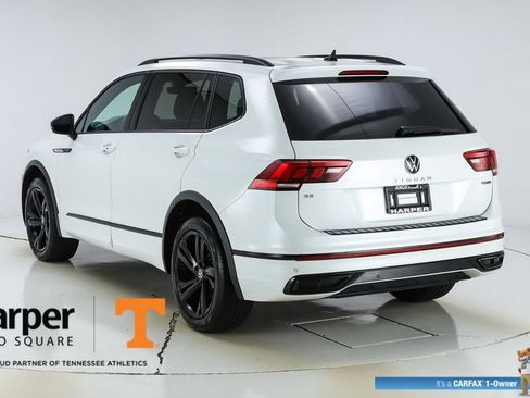 Used 2024 Volkswagen Tiguan SE R-Line AWD/4WD image 7