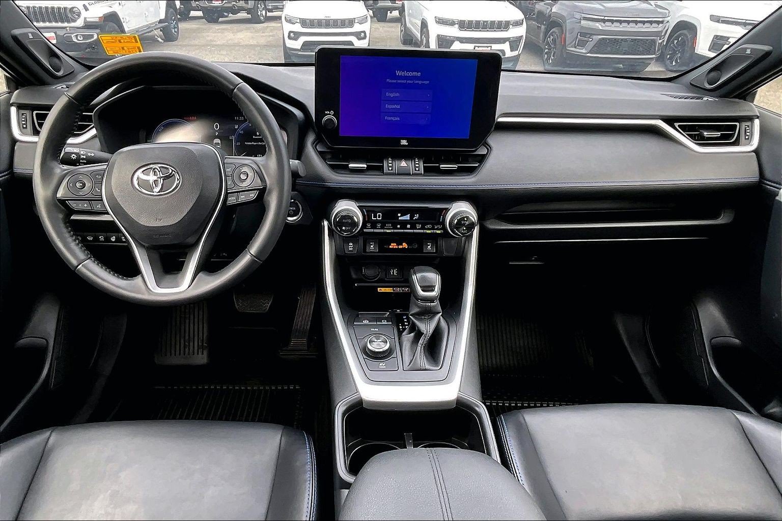 Used 2023 Toyota RAV4 XSE AWD/4WD image 12