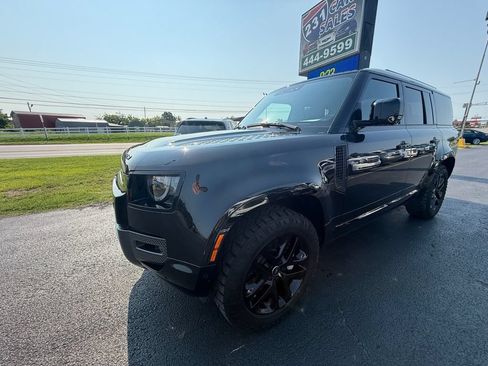 Used 2024 Land Rover Defender 130 Outbound AWD/4WD image 7