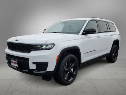 Used 2025 Jeep Grand Cherokee L Laredo