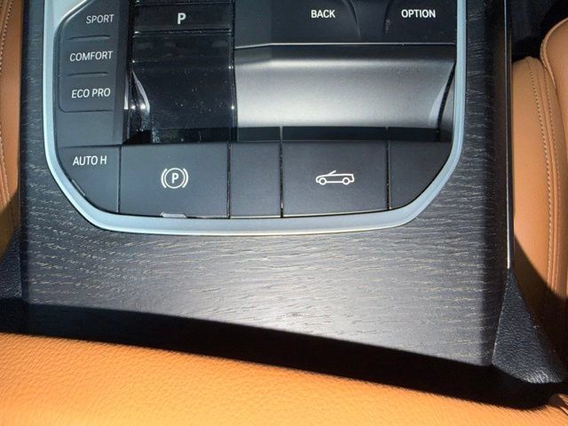 Certified 2024 BMW 440i xDrive Convertible w/ Premium Package AWD/4WD image 39