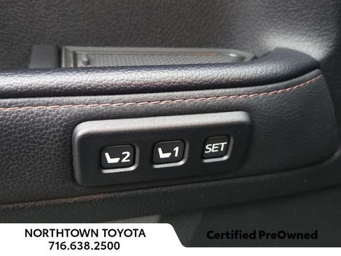 Used 2023 Toyota 4Runner Limited image 27