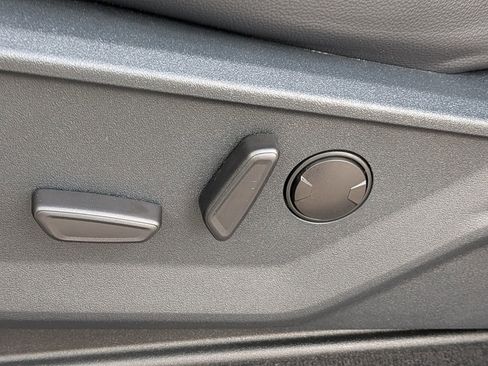 Certified 2026 Ford F250 Lariat w/ Black Appearance Package image 20