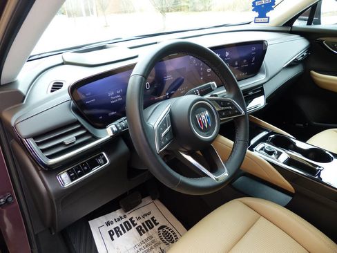 Used 2025 Buick Envision Preferred image 29