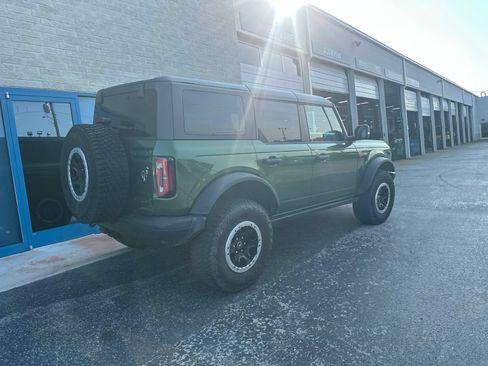 Used 2023 Ford Bronco Badlands AWD/4WD image 5