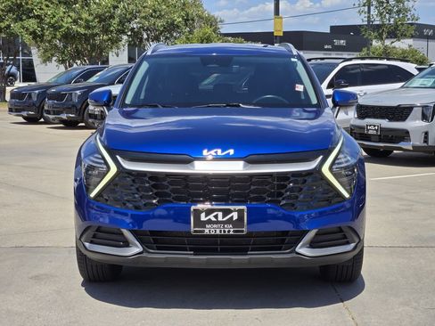 Used 2024 Kia Sportage EX AWD/4WD image 11
