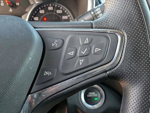 Used 2023 Chevrolet Equinox LT image 14