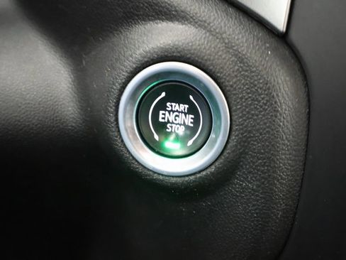 Used 2021 Chevrolet Silverado 1500 LT Trail Boss w/ Convenience Package II image 19