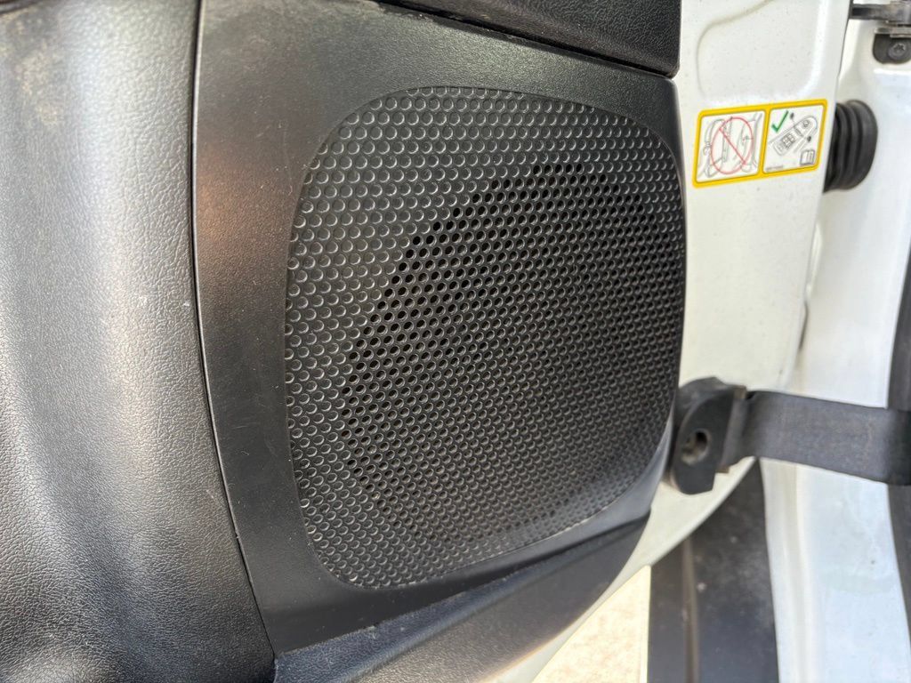 Used 2024 RAM ProMaster 2500 w/ Convenience Group FWD image 10
