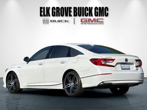 Used 2022 Honda Accord Touring image 6