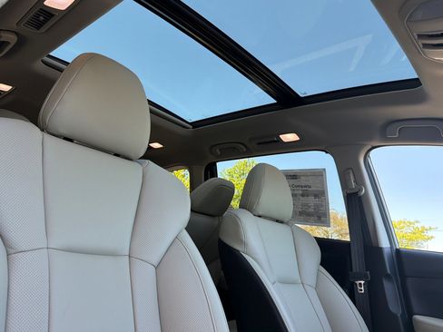 New 2026 Subaru Ascent Limited AWD/4WD image 18