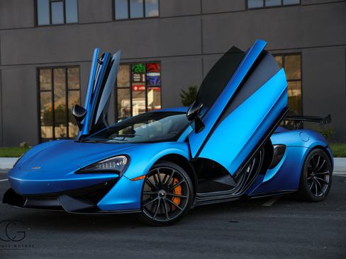Used 2020 McLaren 570S Coupe image 4