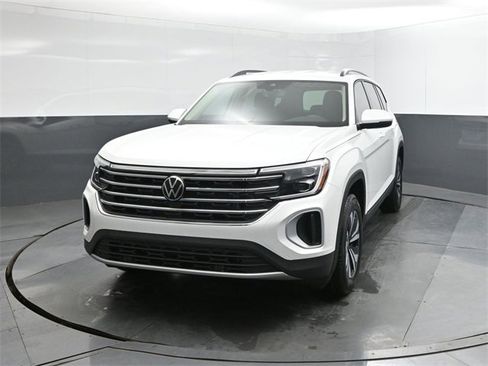 New 2026 Volkswagen Atlas SE image 30