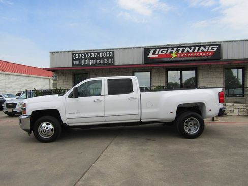 Used 2015 Chevrolet Silverado 3500 LTZ w/ Duramax Plus Package RWD image 2