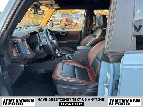 Used 2023 Ford Bronco Outer Banks image 16