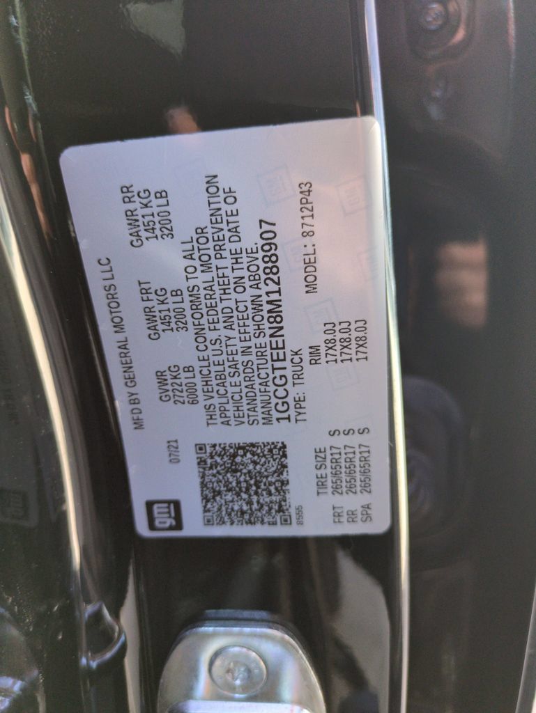 Used 2021 Chevrolet Colorado ZR2 w/ ZR2 Midnight Special Edition AWD/4WD image 29