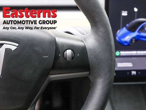 Used 2023 Tesla Model 3 Standard Range image 16