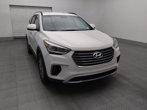 Used 2017 Hyundai Santa Fe SE image 14