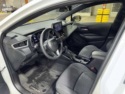 Certified 2023 Toyota Corolla SE image 27