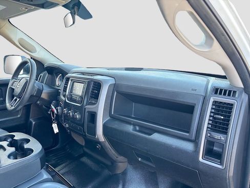 Used 2022 RAM 1500 Tradesman w/ Chrome Appearance Group image 27