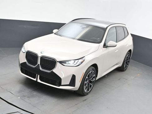 New 2026 BMW X3 xDrive30 w/ M Sport Package image 32