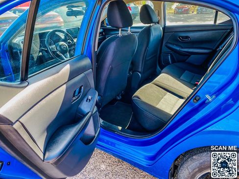 Used 2025 Nissan Sentra SV w/ All-Weather Package FWD image 13