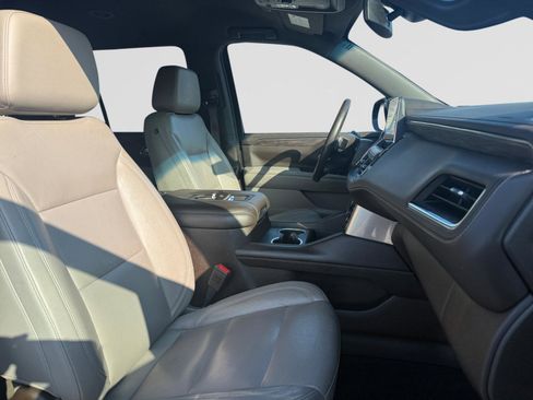 Used 2021 Chevrolet Tahoe LT image 15