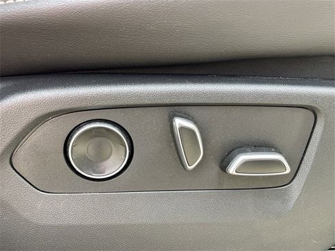 Used 2024 Cadillac Escalade Sport w/ Touring Package image 28