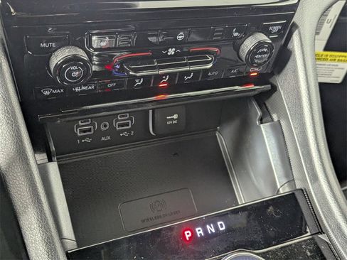 New 2025 Jeep Grand Cherokee Altitude image 23