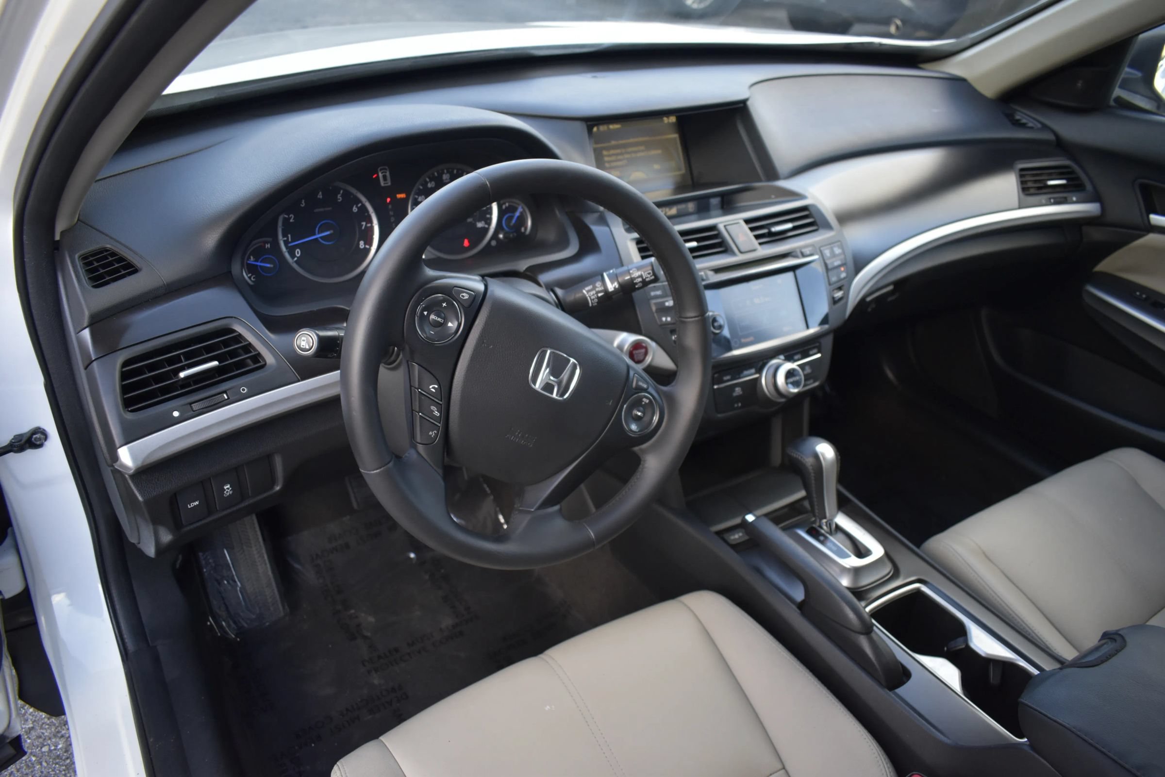 Used 2013 Honda Crosstour EX-L image 36