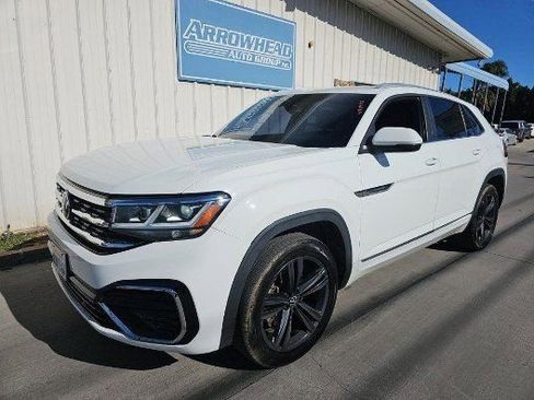 Used 2020 Volkswagen Atlas Cross Sport SE w/ Panoramic Sunroof Package image 1