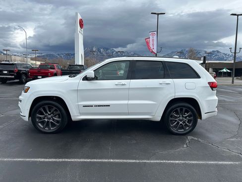 Used 2018 Jeep Grand Cherokee High Altitude image 2