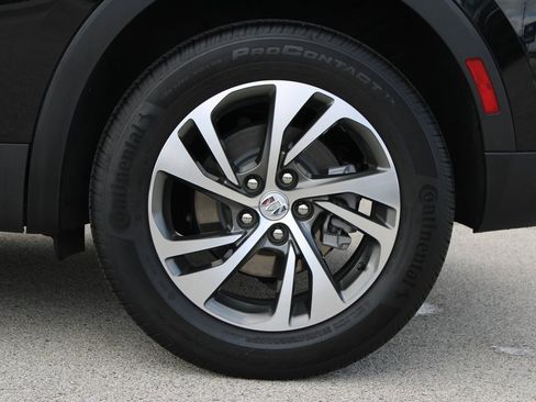 Used 2023 Buick Envision Essence image 30