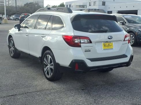 Used 2018 Subaru Outback 2.5i Limited image 22