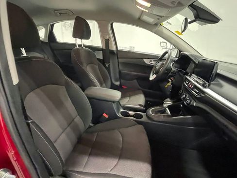 Used 2023 Kia Forte LXS image 24