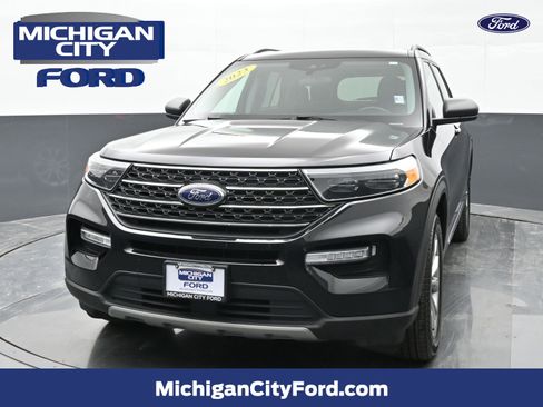 Used 2023 Ford Explorer XLT w/ Equipment Group 202A image 1