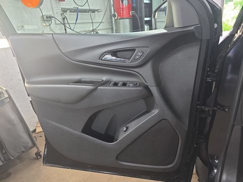 Used 2024 Chevrolet Equinox LT AWD/4WD image 26