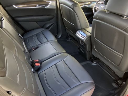 Certified 2025 Cadillac XT6 Premium Luxury w/ Platinum Package image 15