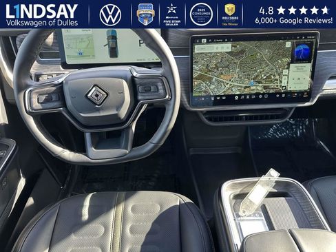 Used 2025 Rivian R1T Adventure image 7