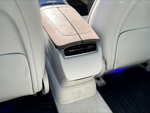 Used 2023 Mercedes-Benz EQS 580 4MATIC Sedan image 24